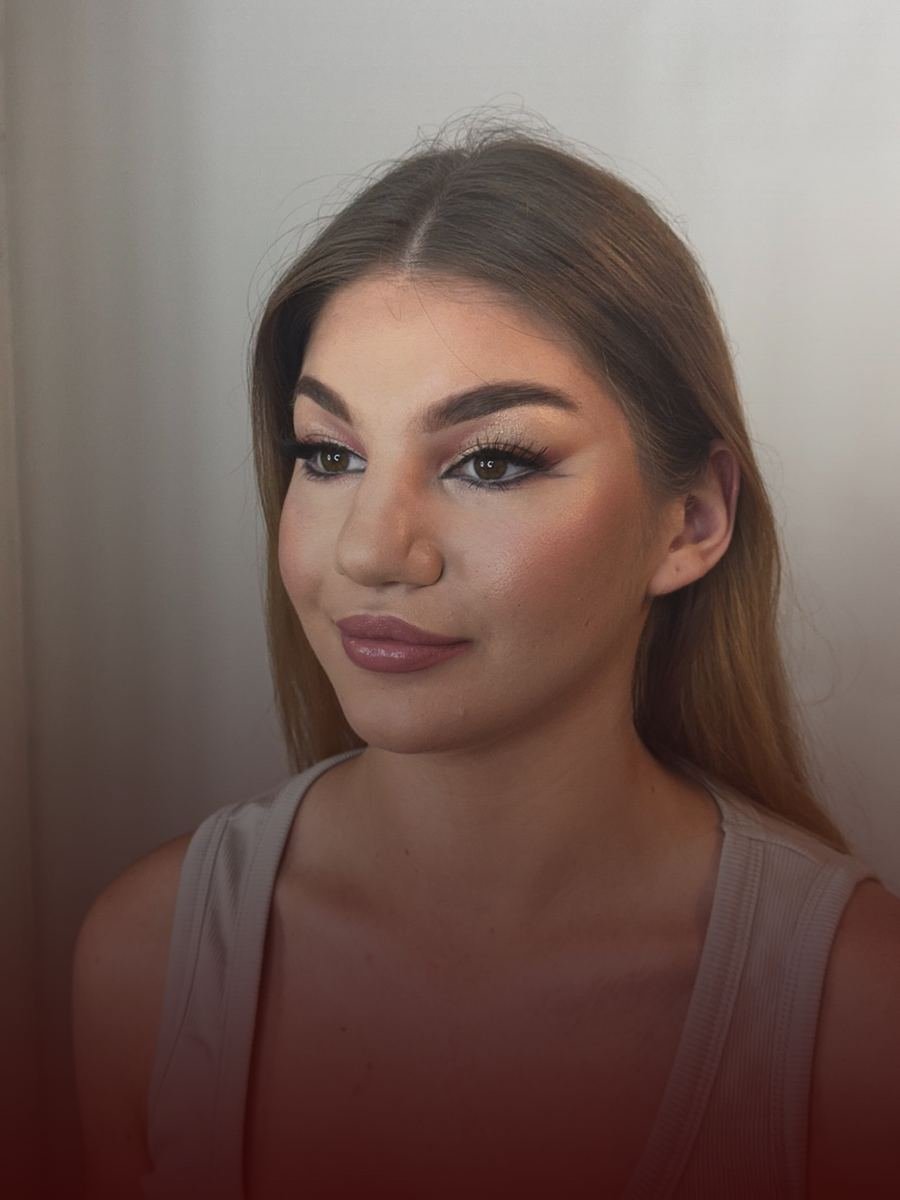 Makeup look by Andrea Cvetkov