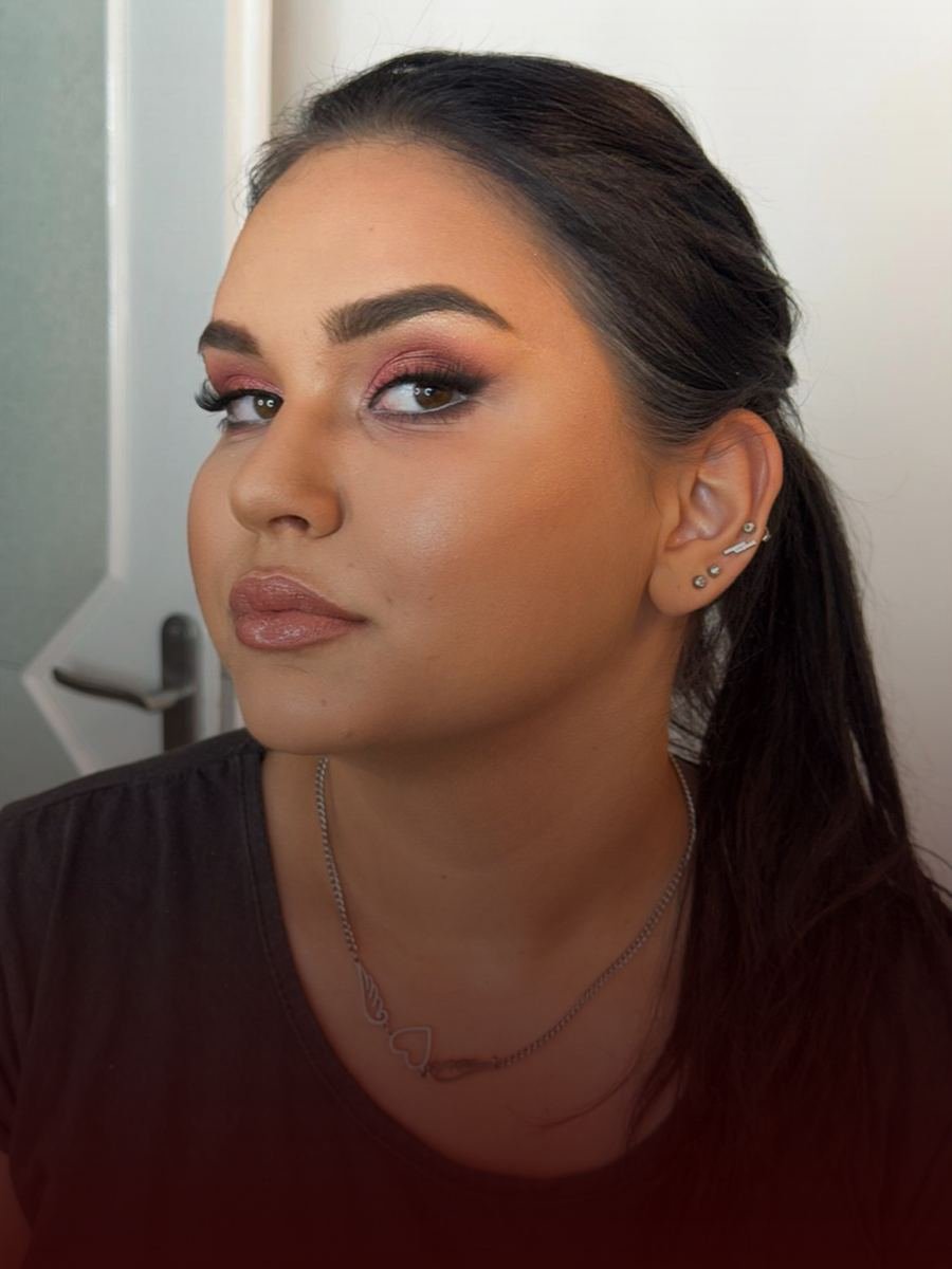 Makeup look by Andrea Cvetkov