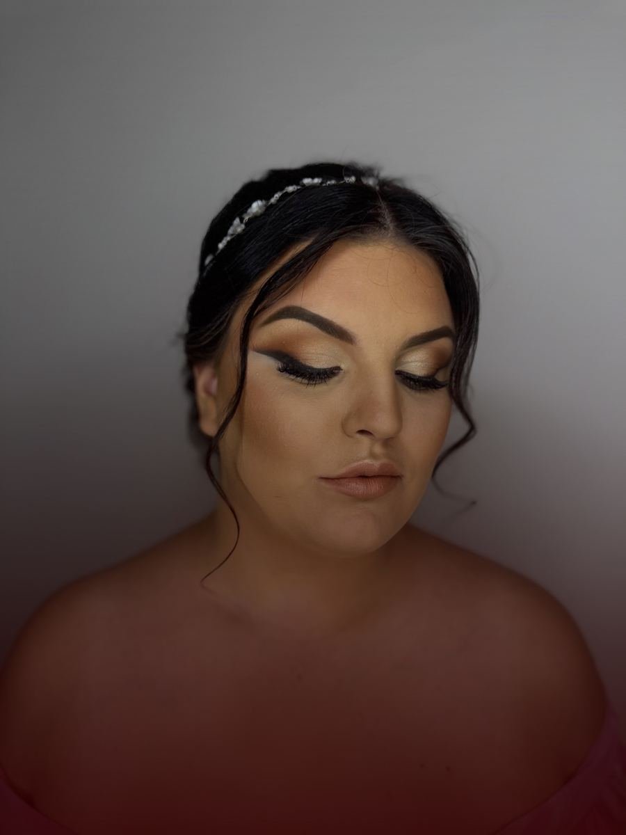 Makeup look by Andrea Cvetkov